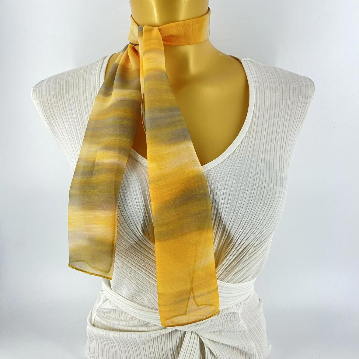 PAREDORA  Soft Desenli Gold Krem Kısa Fular