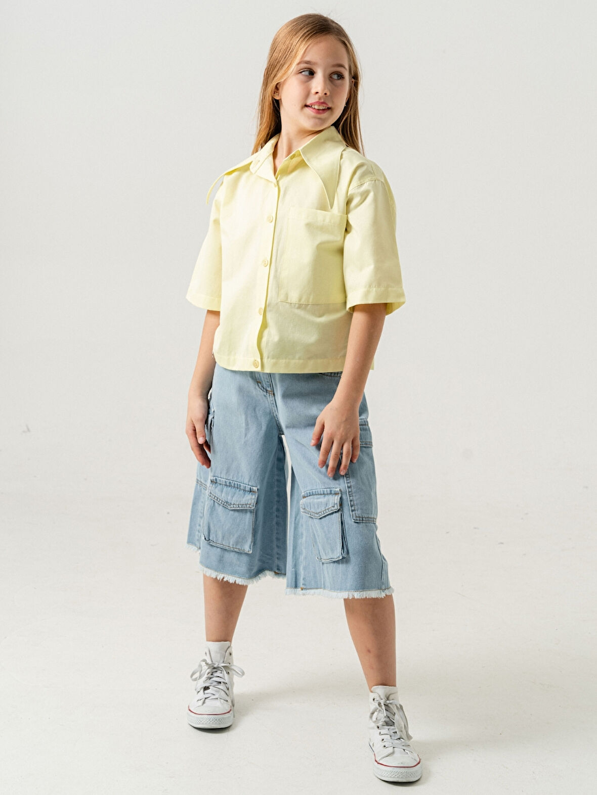 Kız Çocuk Çok Cepli Kot Şort 2861