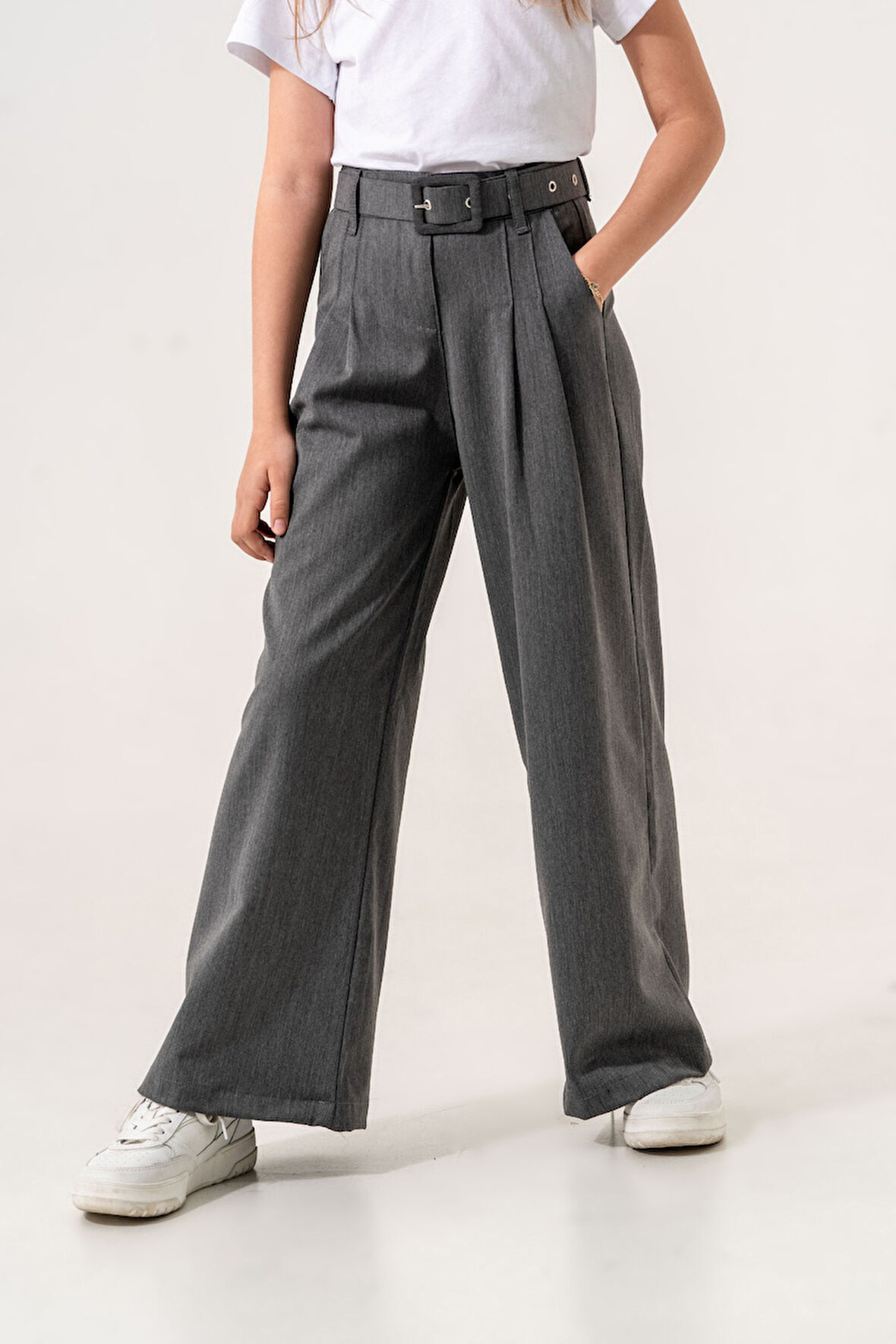 Kız Çocuk Kemerli Pileli Pantolon 6000