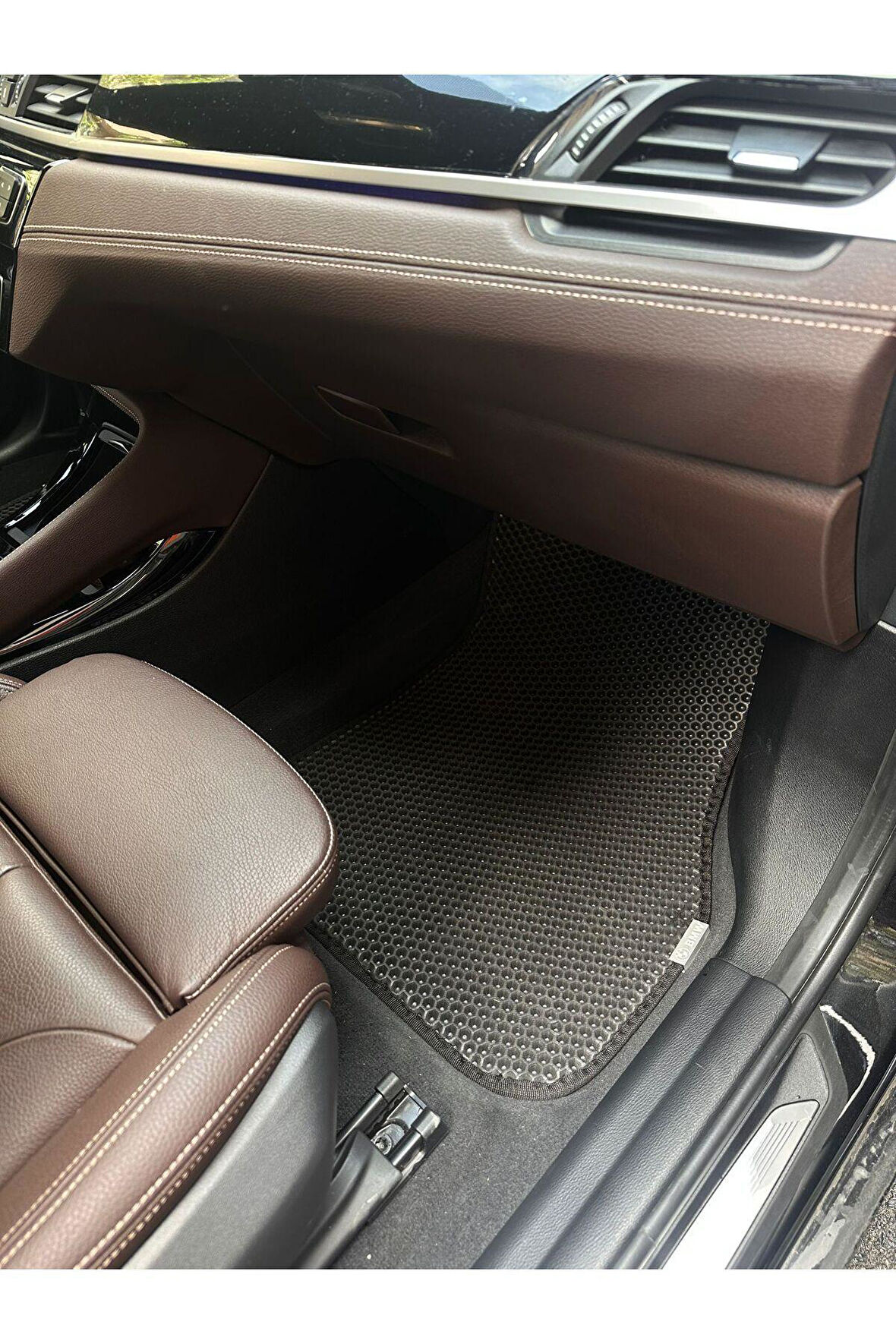Bmw I8 Uyumlu Araca Özel Akıllı Oto Paspas