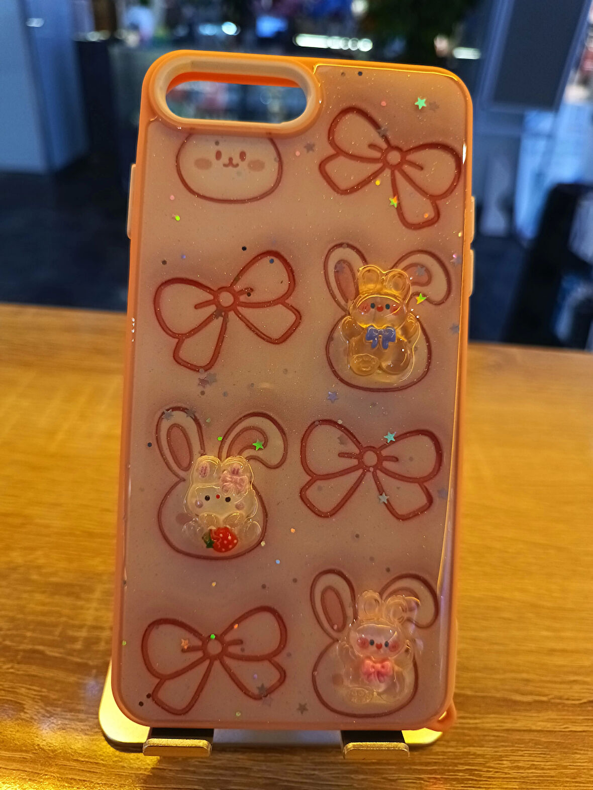 İPhone 7 Plus/8 Plus Uyumlu Kabartma Figürlü Darbe Korumalı Kapak Kelebek Kılıf