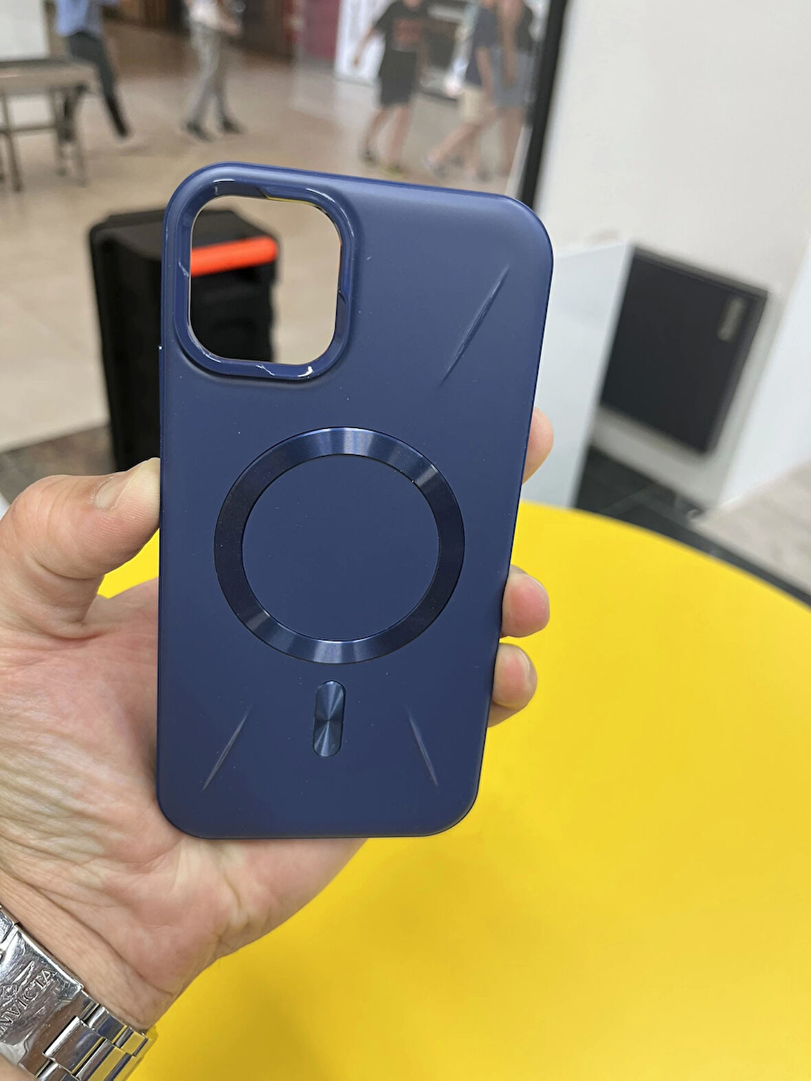 İPhone 11 Uyumlu Premium MagSafe Özellikli Ultra Lüks Kılıf