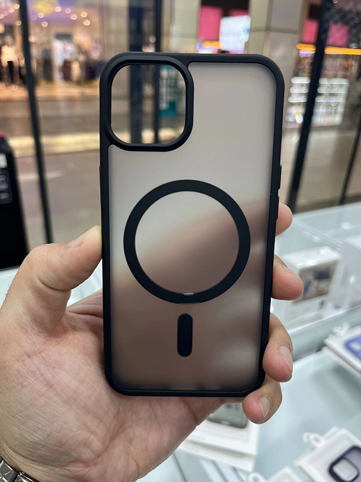 İPhone 13 Mat Yüzey MagSafe Şarj Özellikli Kılıf