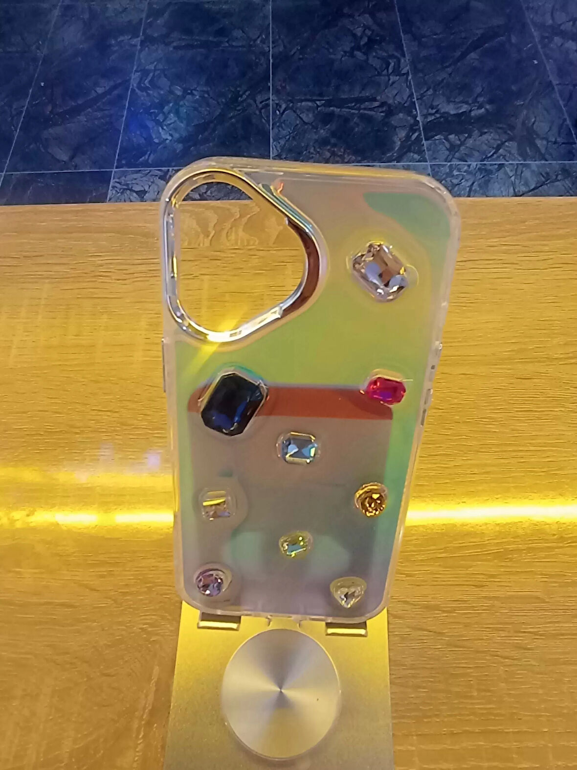 İPhone 16 Uyumlu Renkli Elmas Taşlı Hologram Kılıf Darbe Korumalı Kapak