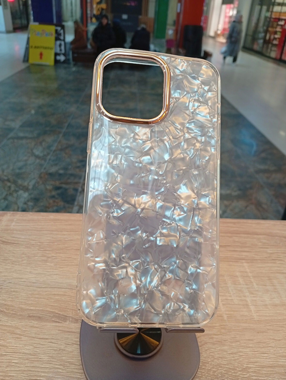 İPhone 14 Pro Max Uyumlu Mermer Desen Hologram Sert Silikon Kapak Kamera Çerçevesi Bakır Renkli Kılıf
