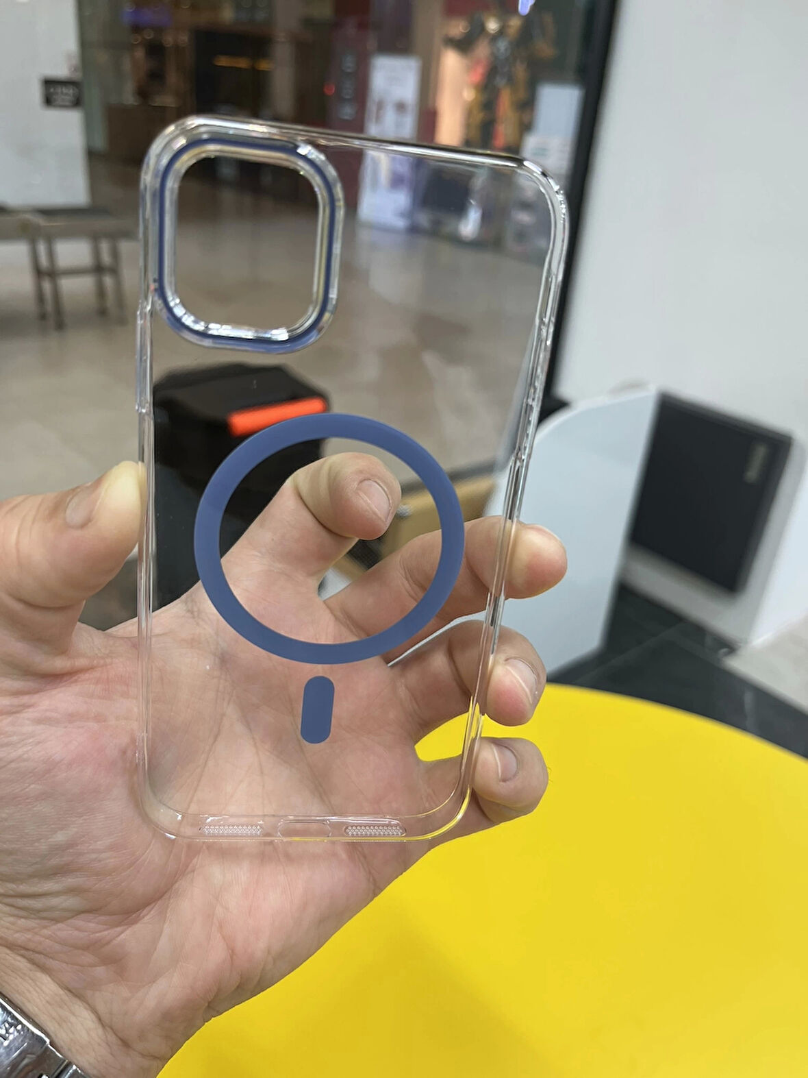 İPhone 12 Uyumlu Şeffaf MagSafe Özellikli Geç Sararma Yapan Kıılıf