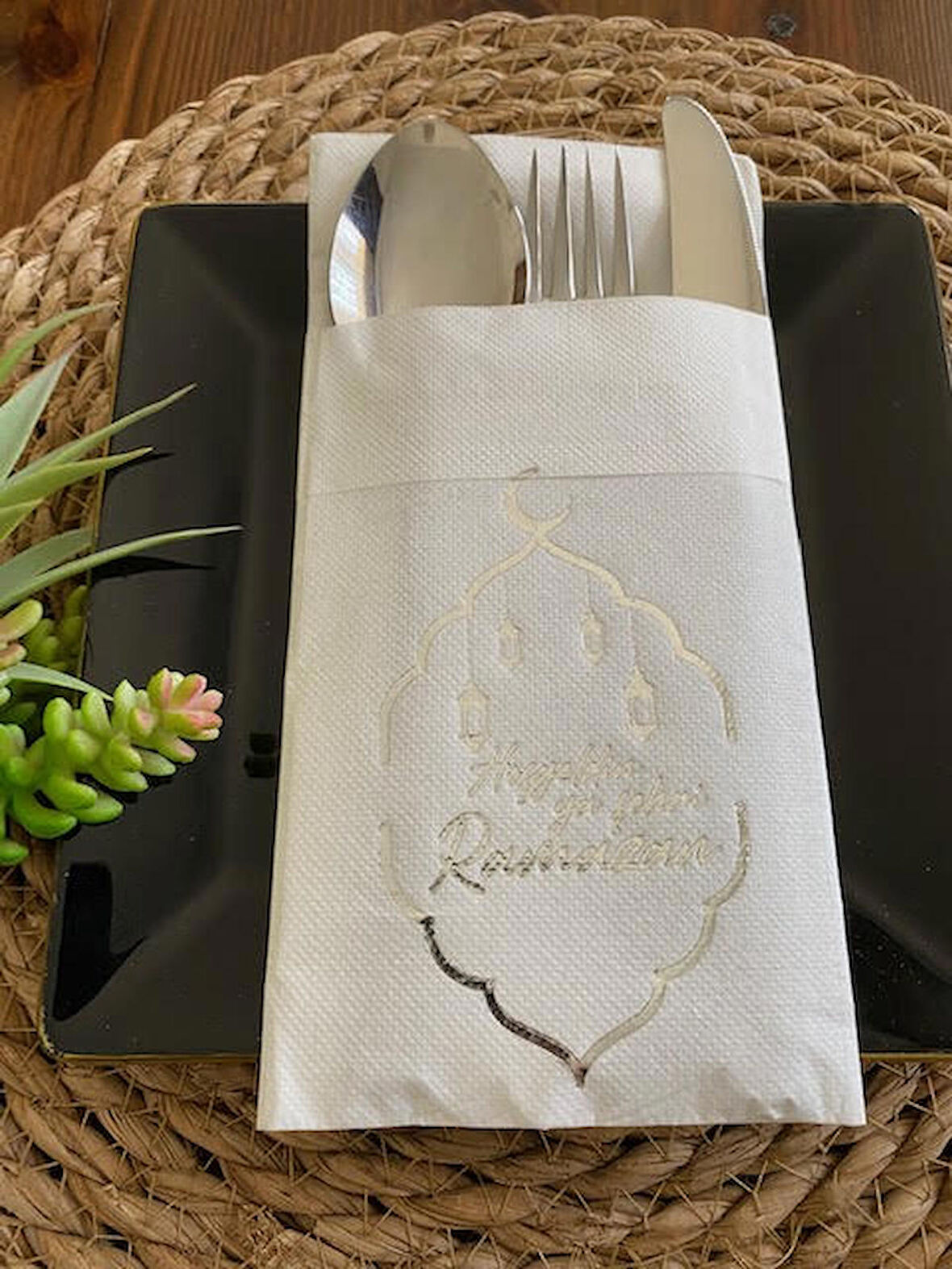 Gümüş Yaldızlı Beyaz Hoş Geldin Ya Şehri Ramazan Cepli Touch Peçete 12 li Yeni Model