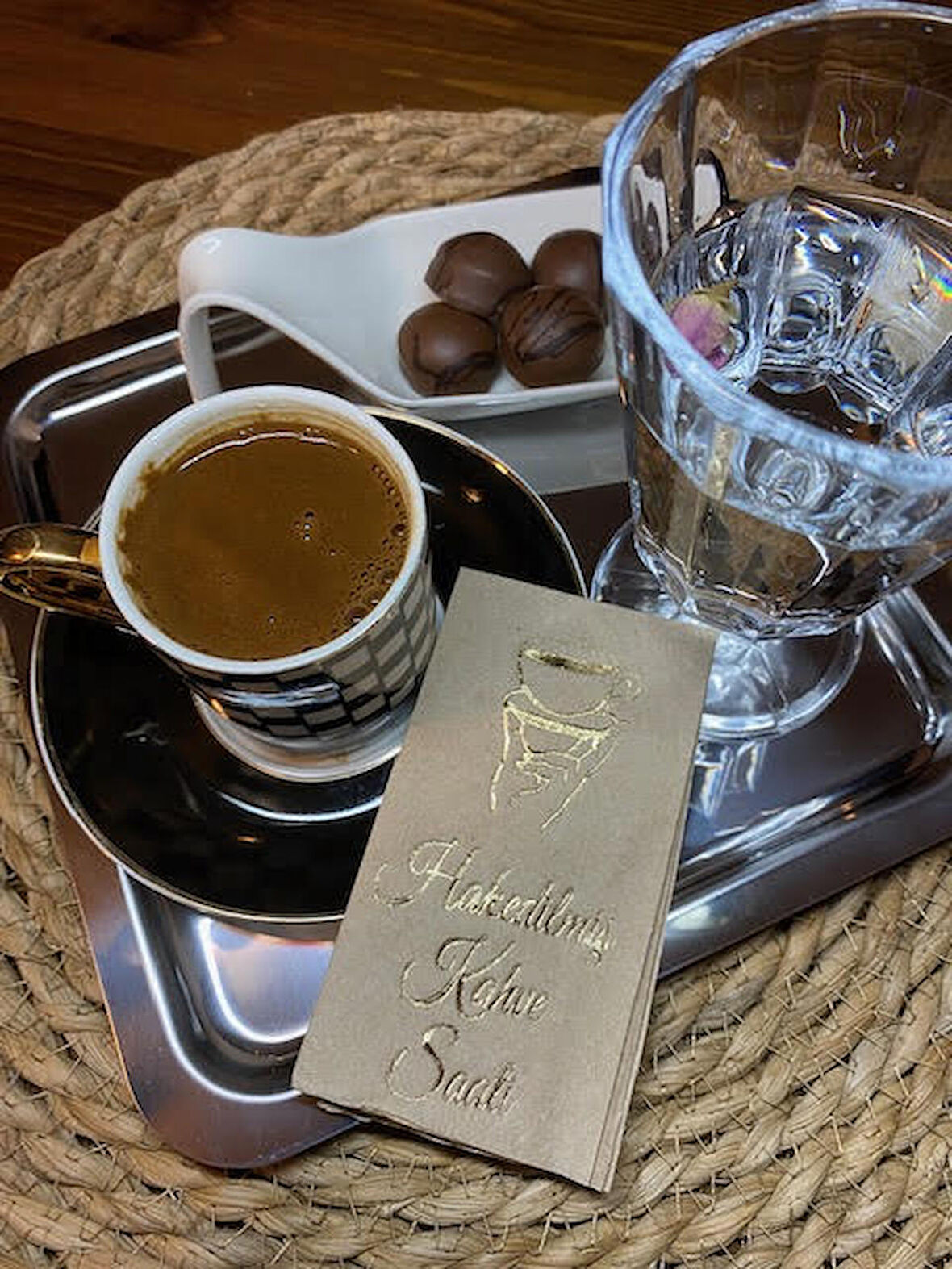 Gold Yaldızlı Kraft Hakedilmiş Kahve Saati Peçete 6x12 cm