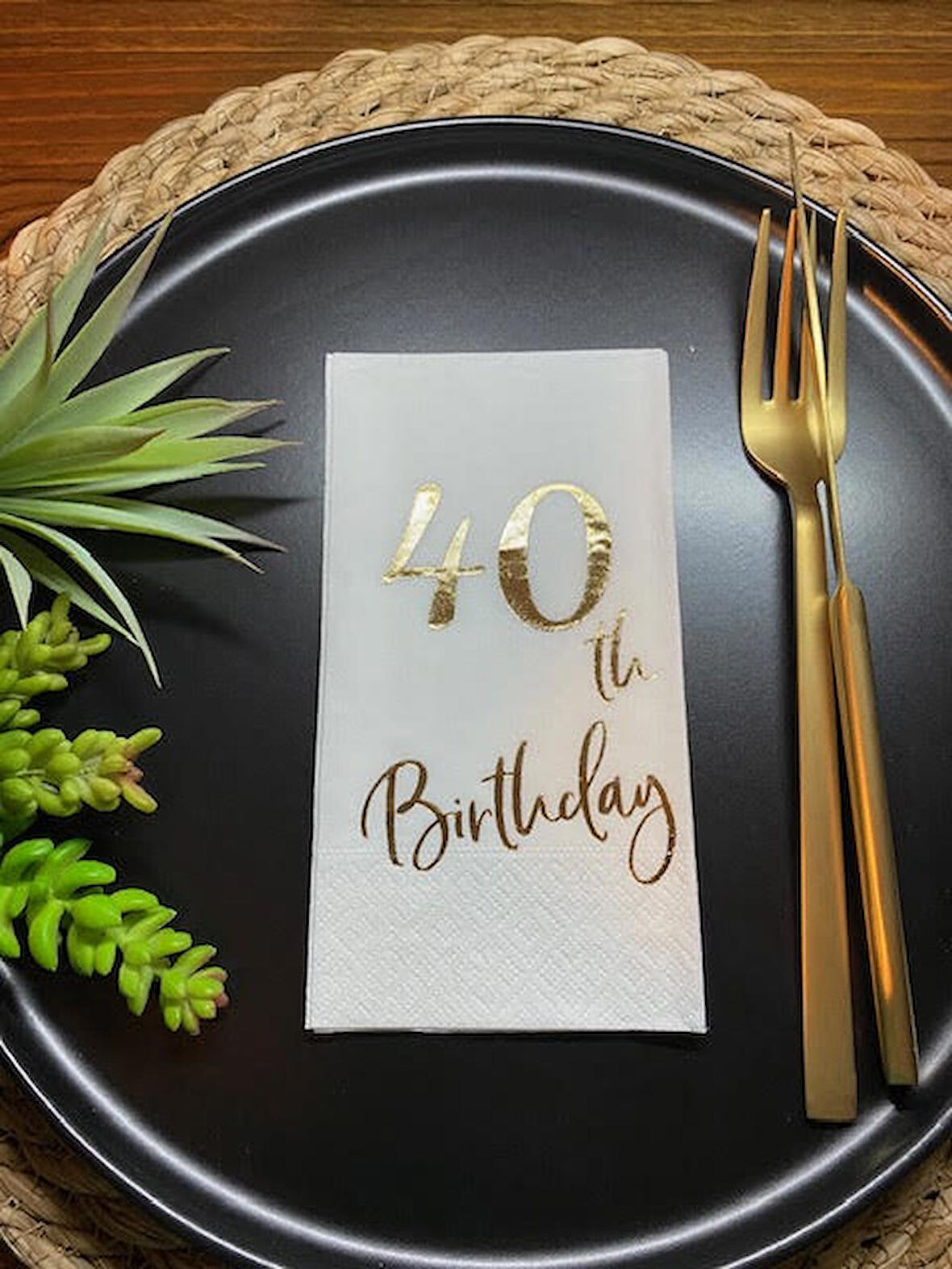 Gold Yaldızlı Beyaz Kırk Yaş Bırthday Garson Katlama Peçete 16 lı