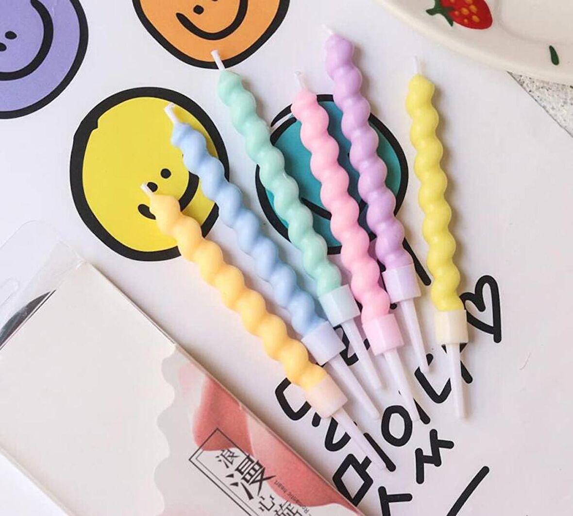 Makaron Renkli Spiral Mum 12 cm 6 Adet