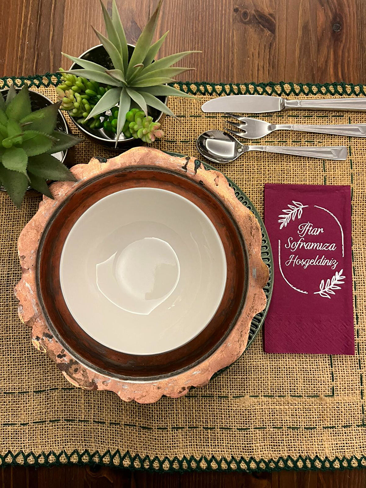 Gümüş Yaldızlı Bordo İftar Soframıza Hoşgeldiniz Garson Peçete 16 Adet