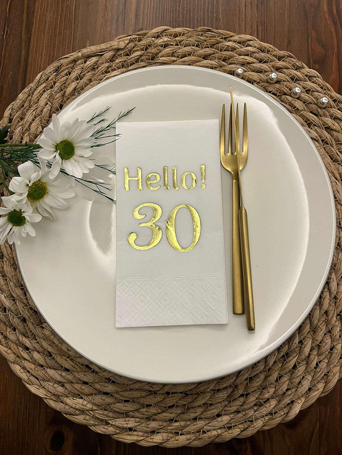 Gold Yaldızlı Beyaz hello Otuz Yaş Peçete 16 Adet