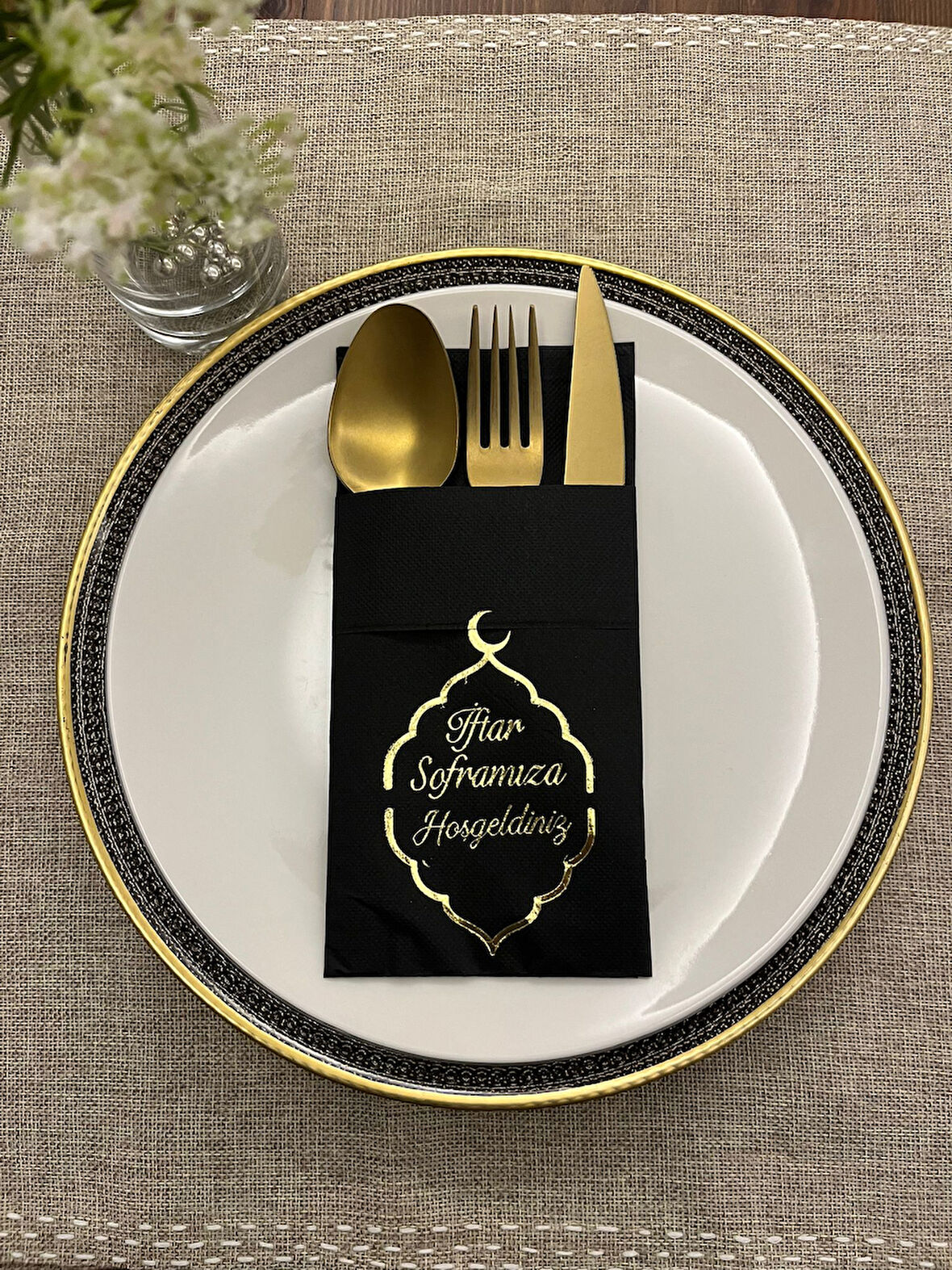 Gold Yaldızlı Ay Desenli Siyah İftar Soframıza Hoşgeldiniz Cepli Peçete 12 Adet