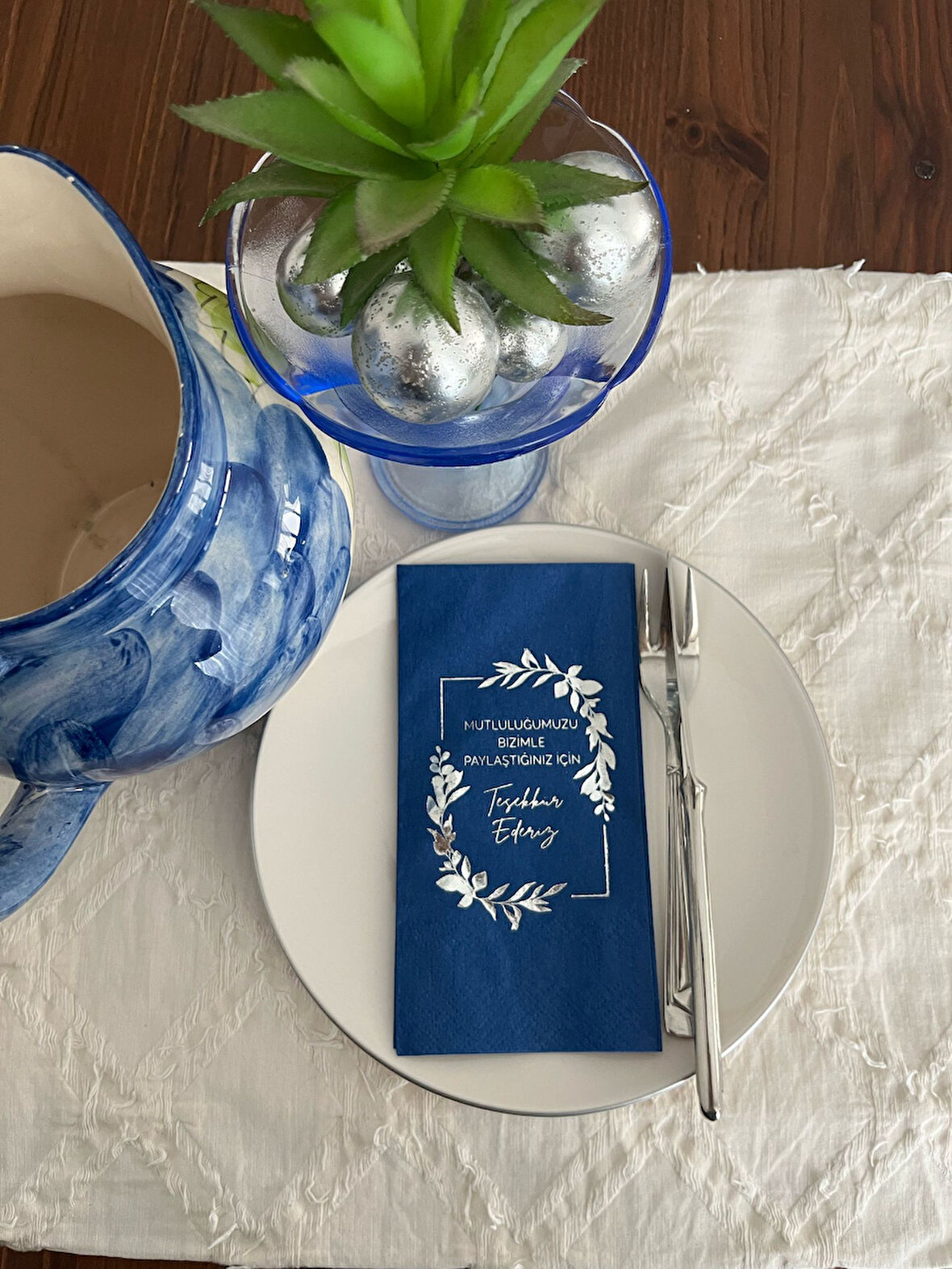 Gümüş Yaldızlı Lacivert Mutluluğumuzu Bizimle Paylaştığınız İçin Teşekkür Ederiz Peçete 16 Adet