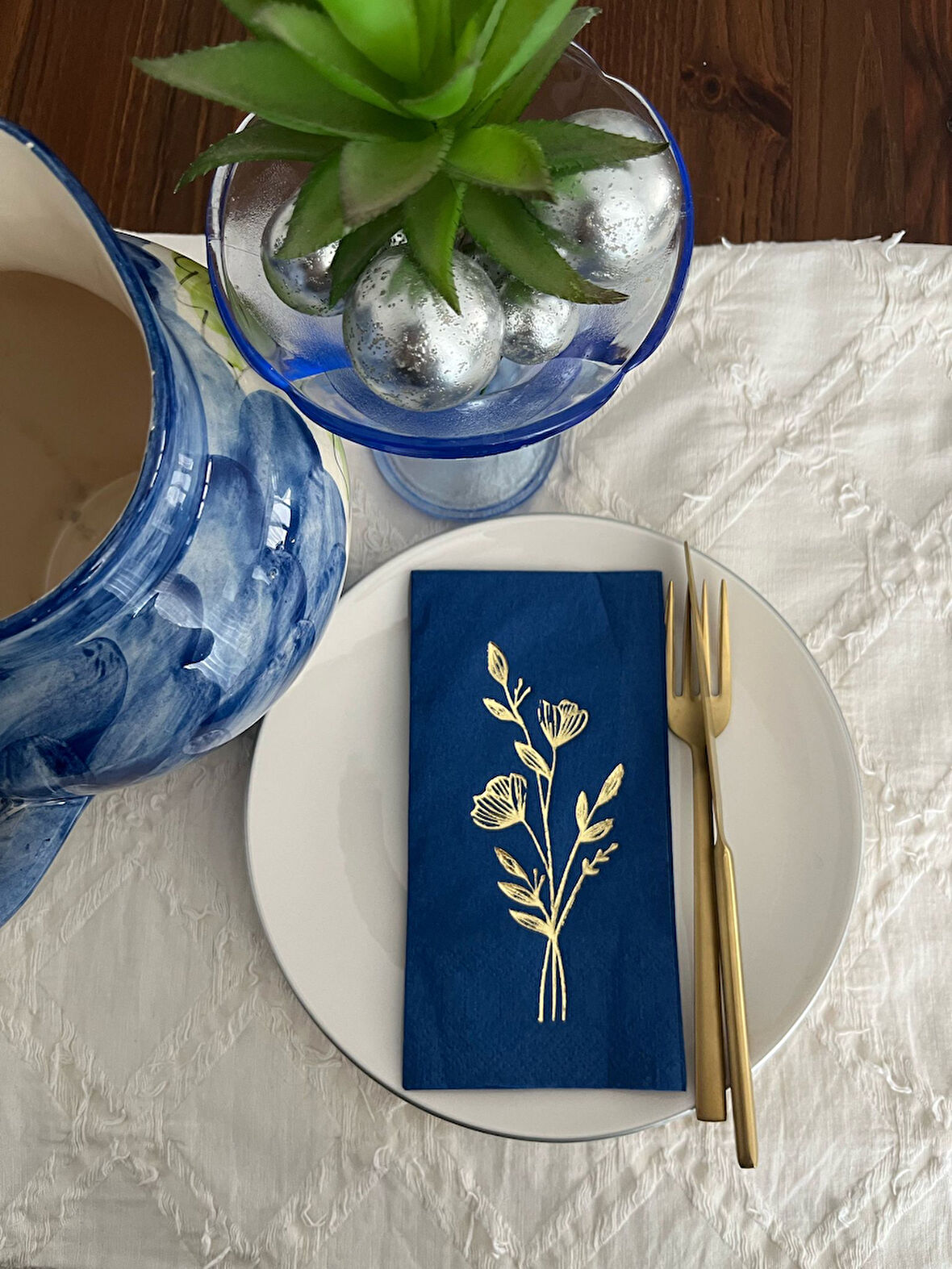 Gold Yaldızlı Lacivert Gelincik Çiçeği Baskılı Garson Katlama Peçete 16 lı