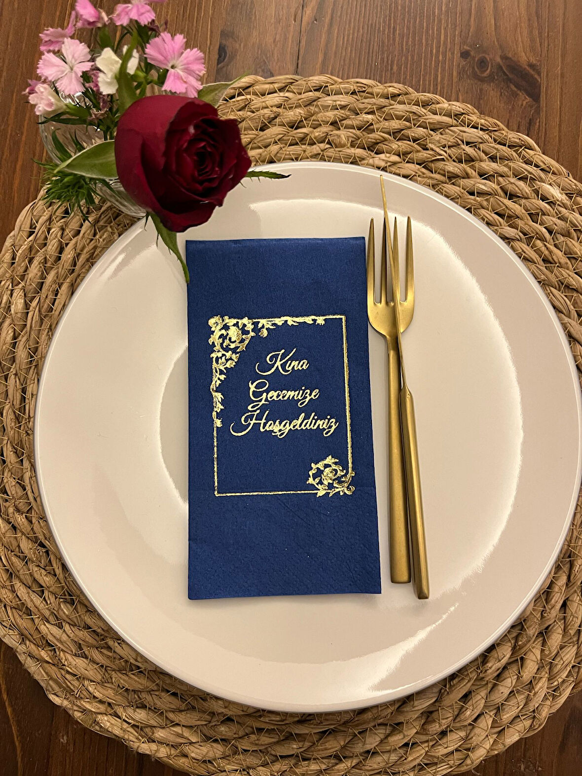 Gold Yaldızlı Bodrum Mavisi Çerçeve Detaylı Kına Gecemize Hoşgeldiniz Peçete 16 Adet