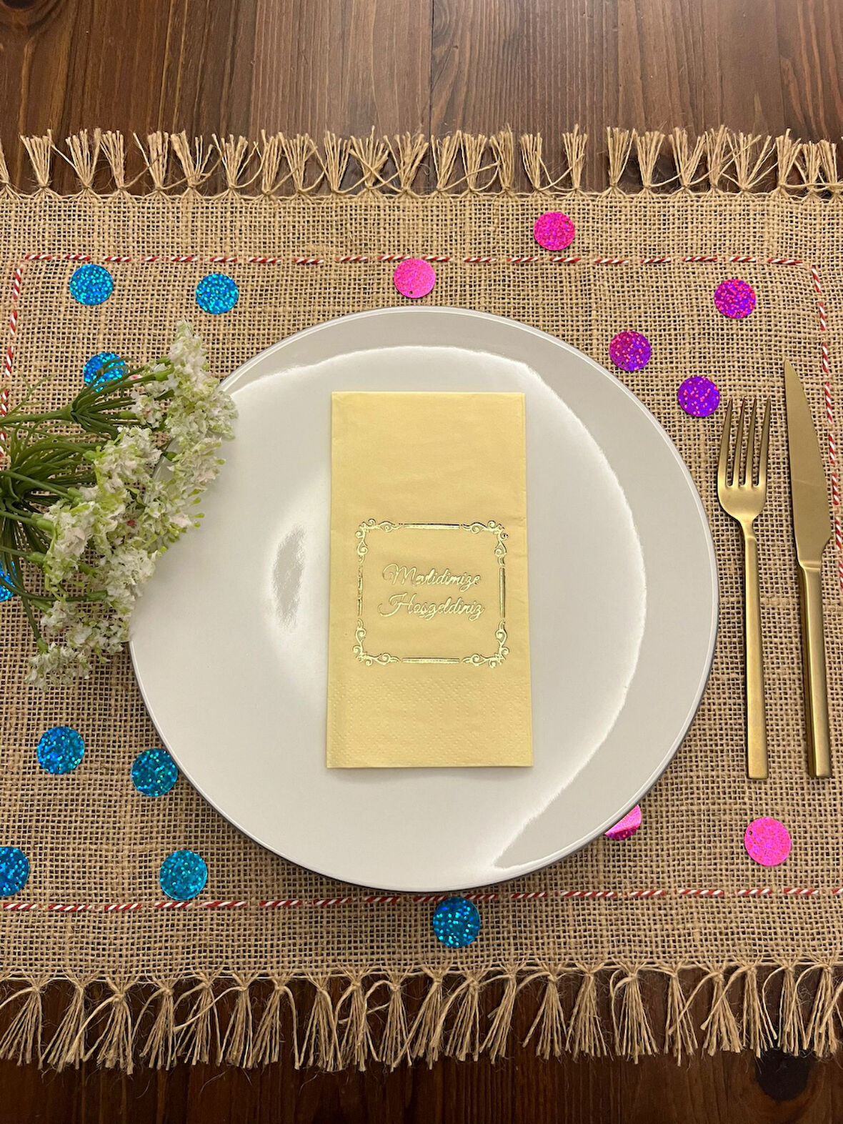 Gold Yaldızlı Sarı Çerçeveli Mevlidimize Hoşgeldiniz Peçete 16 Adet