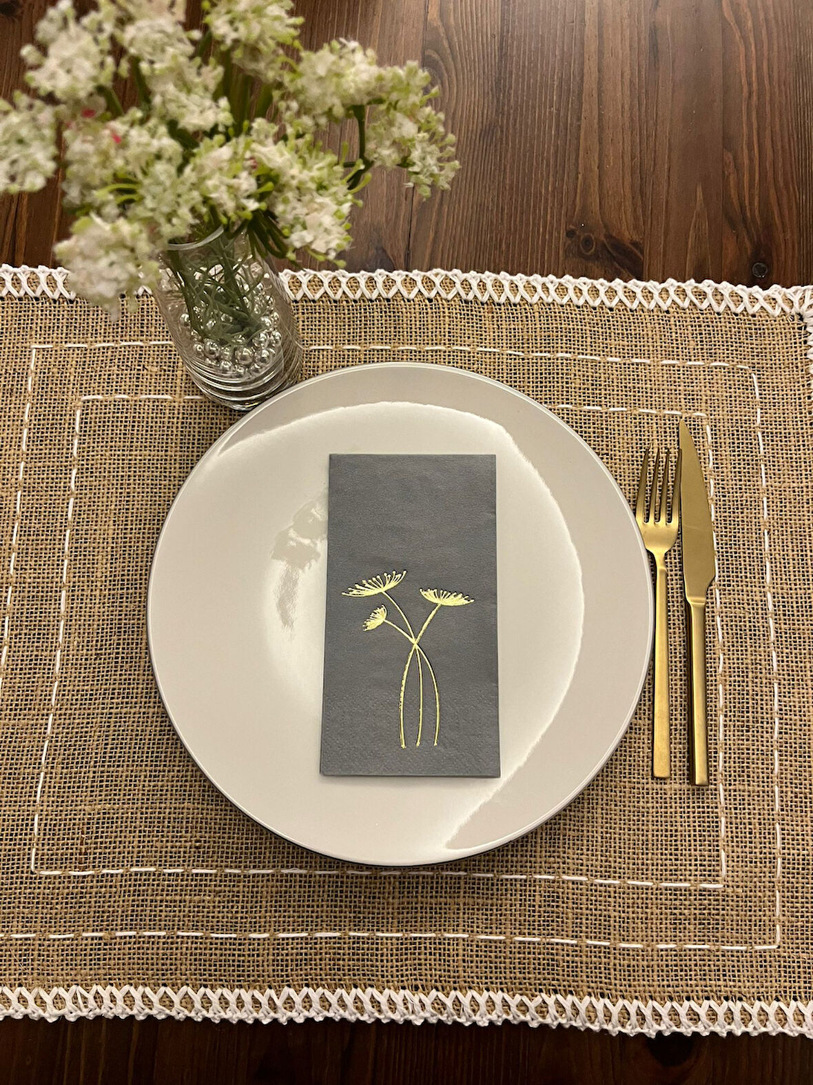 Gold Yaldızlı Gri Havuç Çiçeği Peçete 16 Adet