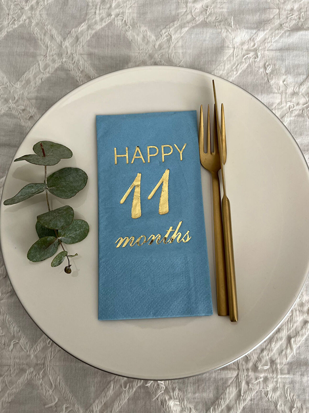 Gold Yaldızlı Mavi Happy 11 Yaş Months Garson Katlama Peçete 16 Adet