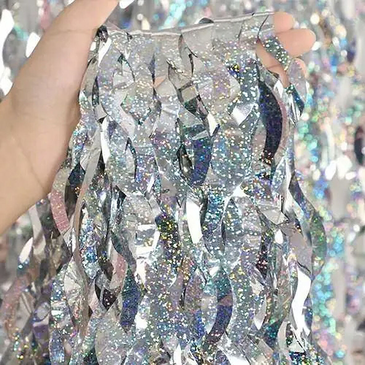 Metalize Dalgalı Hologramlı Gümüş Arka Fon Süs 100x200 cm