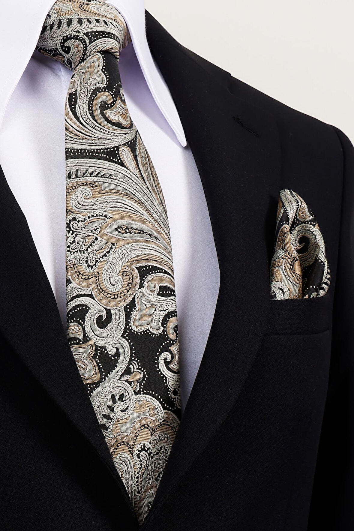 Esgue 8 Cm Hand Made Siyah - Bej Desenli Mendilli Kravat