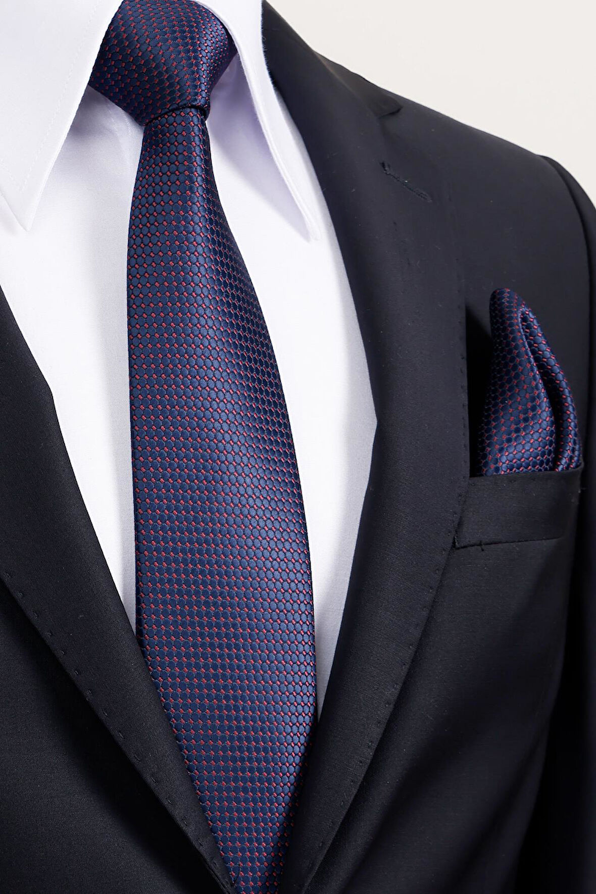 Esgue 8 Cm Klasik Geniş Hand Made Lacivert - Bordo Nokta Desen Mendilli Kravat