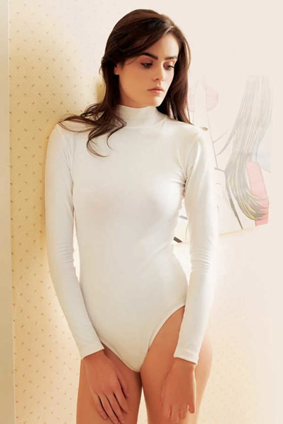 Kadın  Beyaz Uzun Kollu Dik Yaka Body