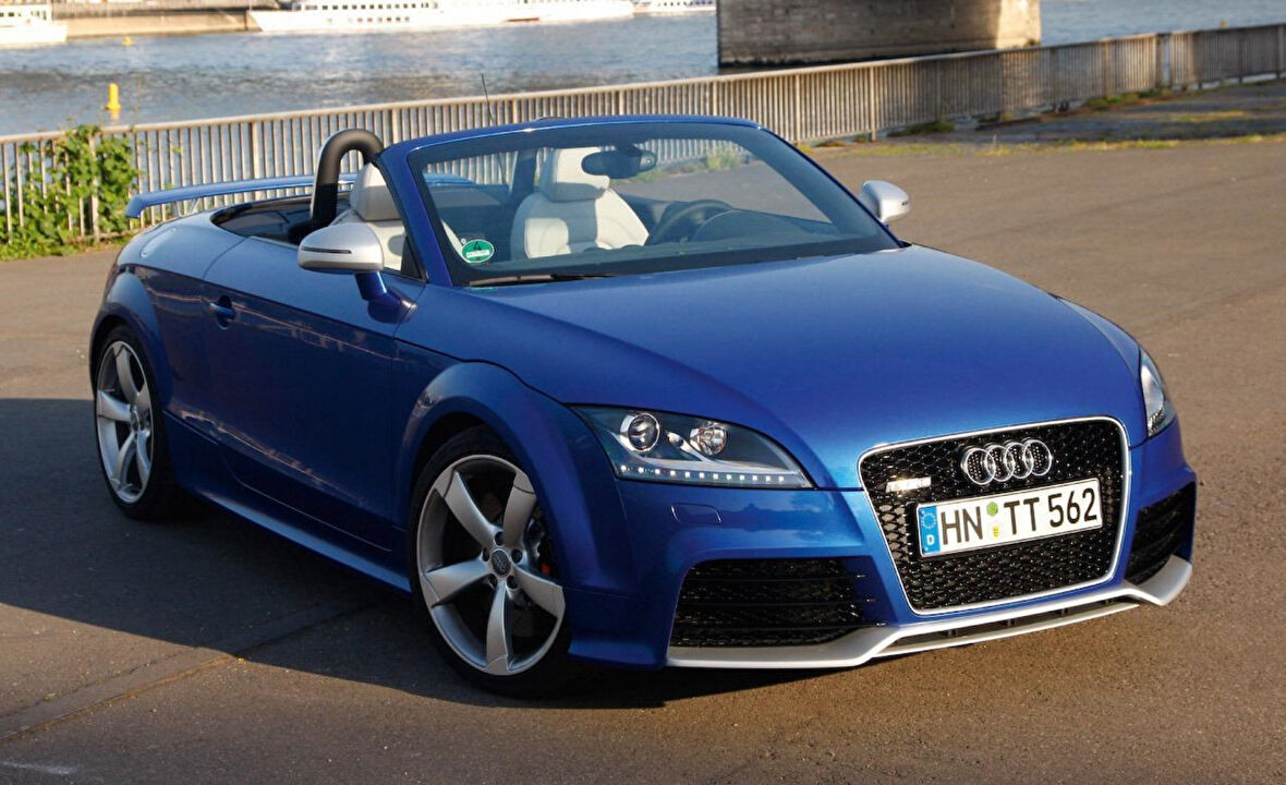 Audi TT Rs ön panjur Panjur 2006-2014 Arası Uyumlu Siyah