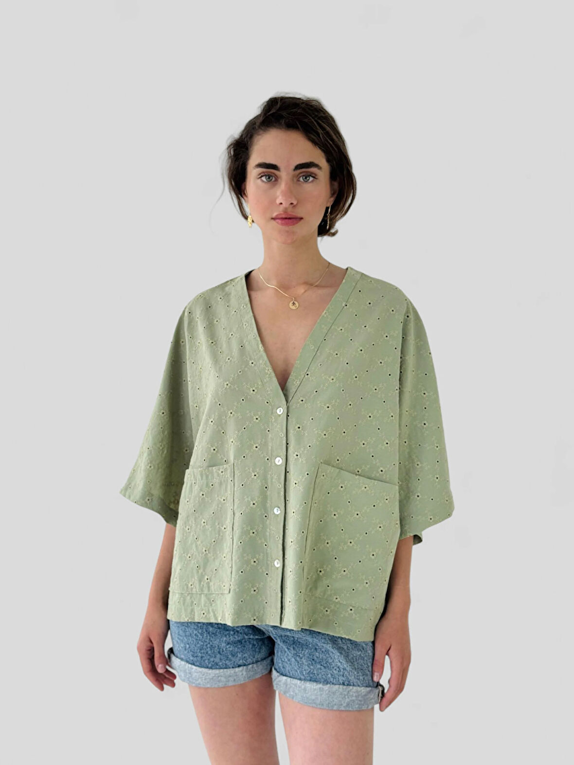 Retrobird Tasarım V Yaka Brode Kimono Gömlek Kadın Çağla