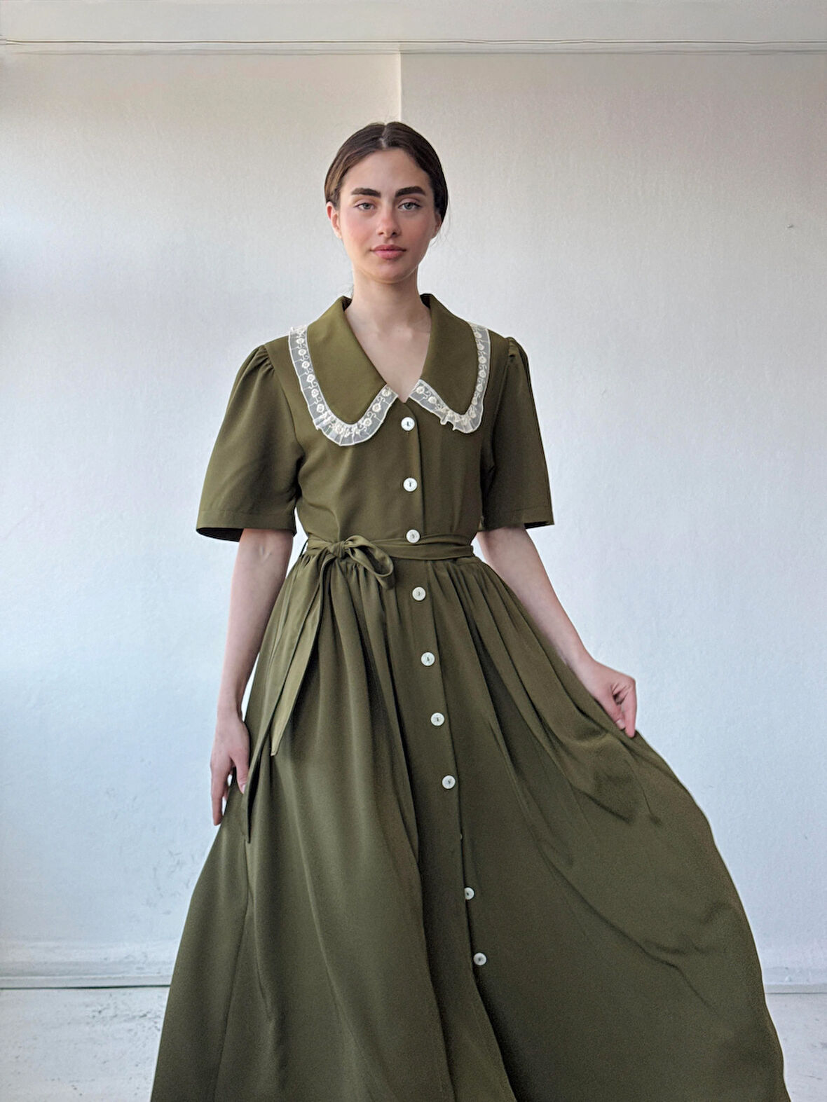 Retrobird 1950'li Yılların Tasarımı Dantelli Betty Maxi Uzun Elbise Kadın Haki