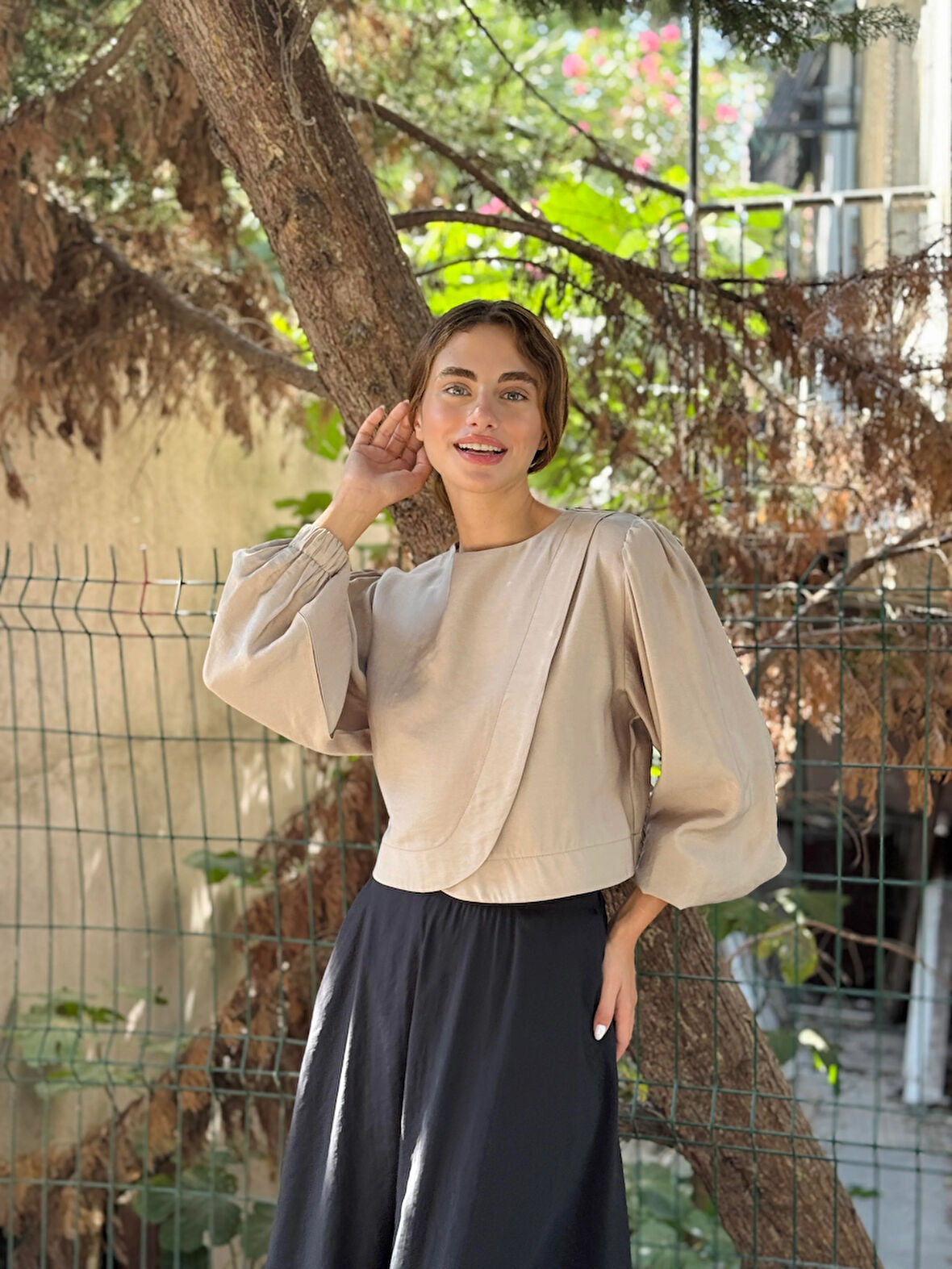 Retrobird Alisa Kapaklı Retro Gömlek Kadın Kum