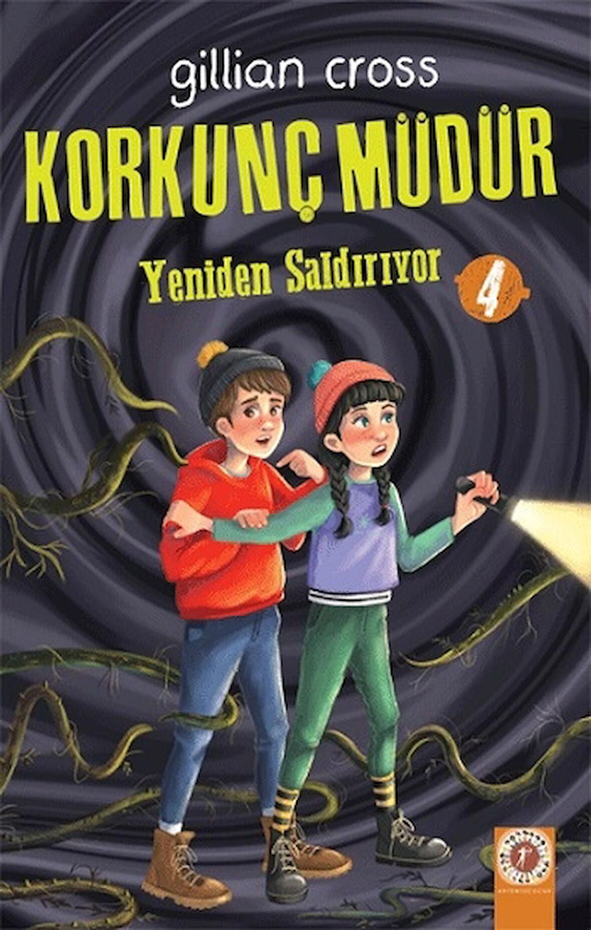 Yeniden Saldırıyor - Korkunç Müdür 4