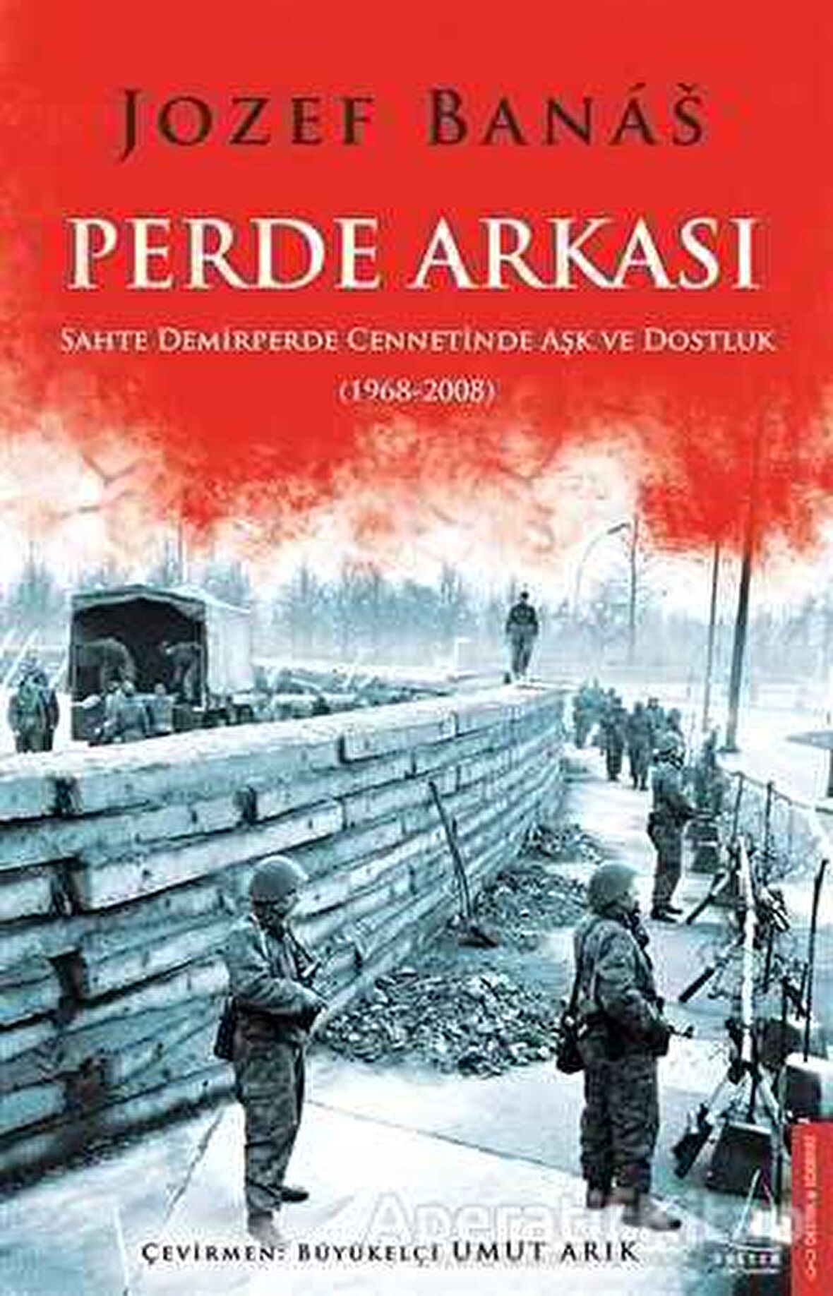 Perde Arkası