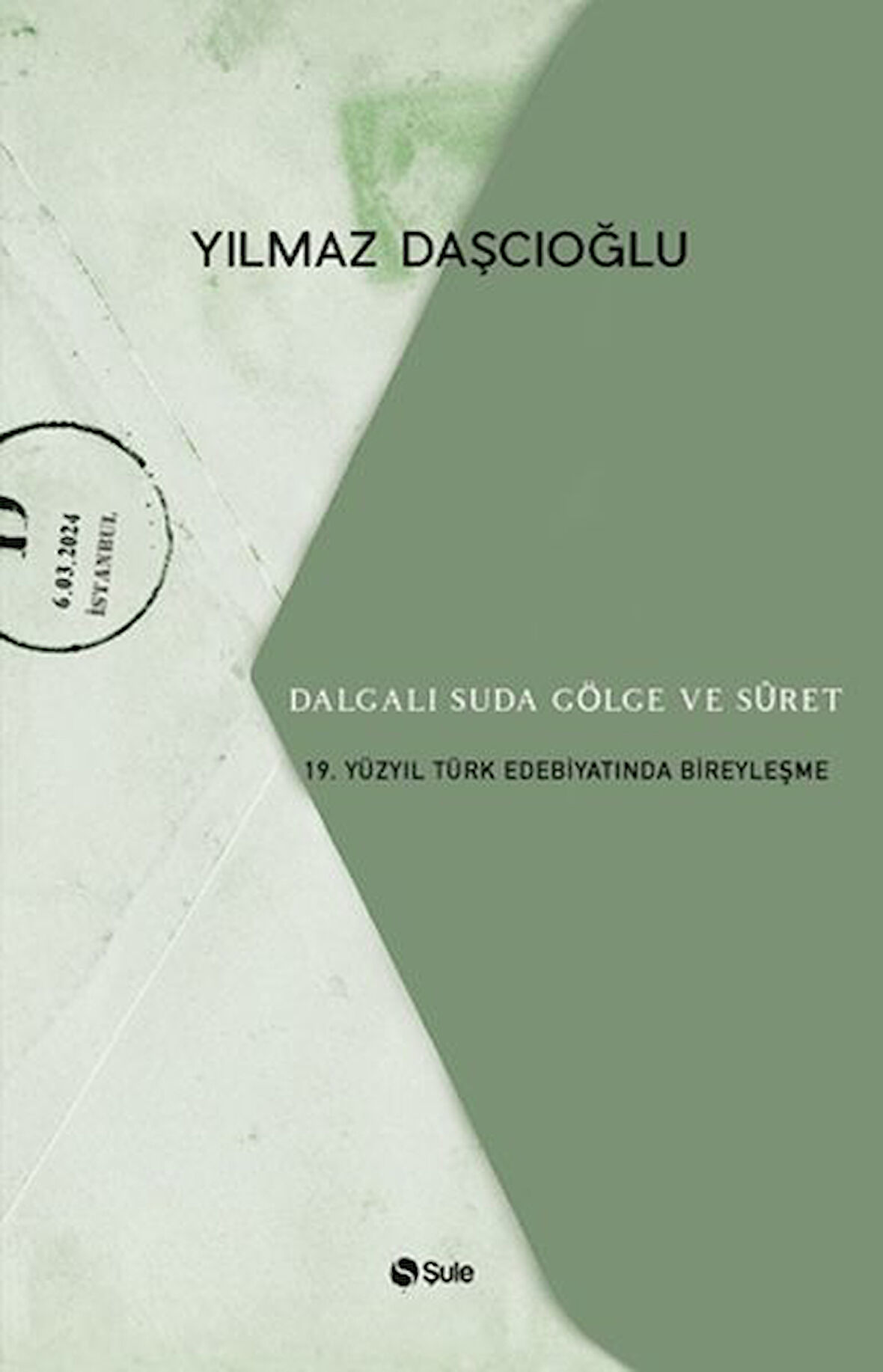 Dalgalı Suda Gölge Ve Suret