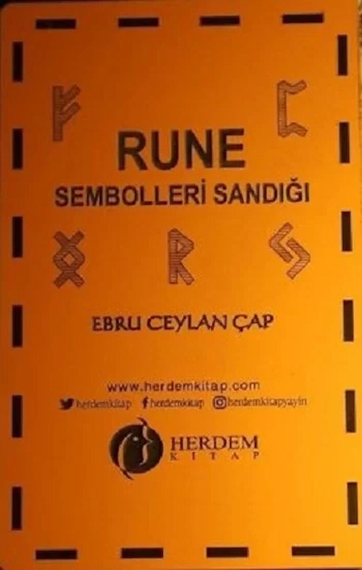 Rune Sembolleri Sandığı (Ahşap Kutulu)