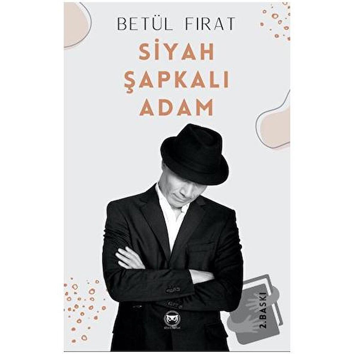 Siyah Şapkalı Adam