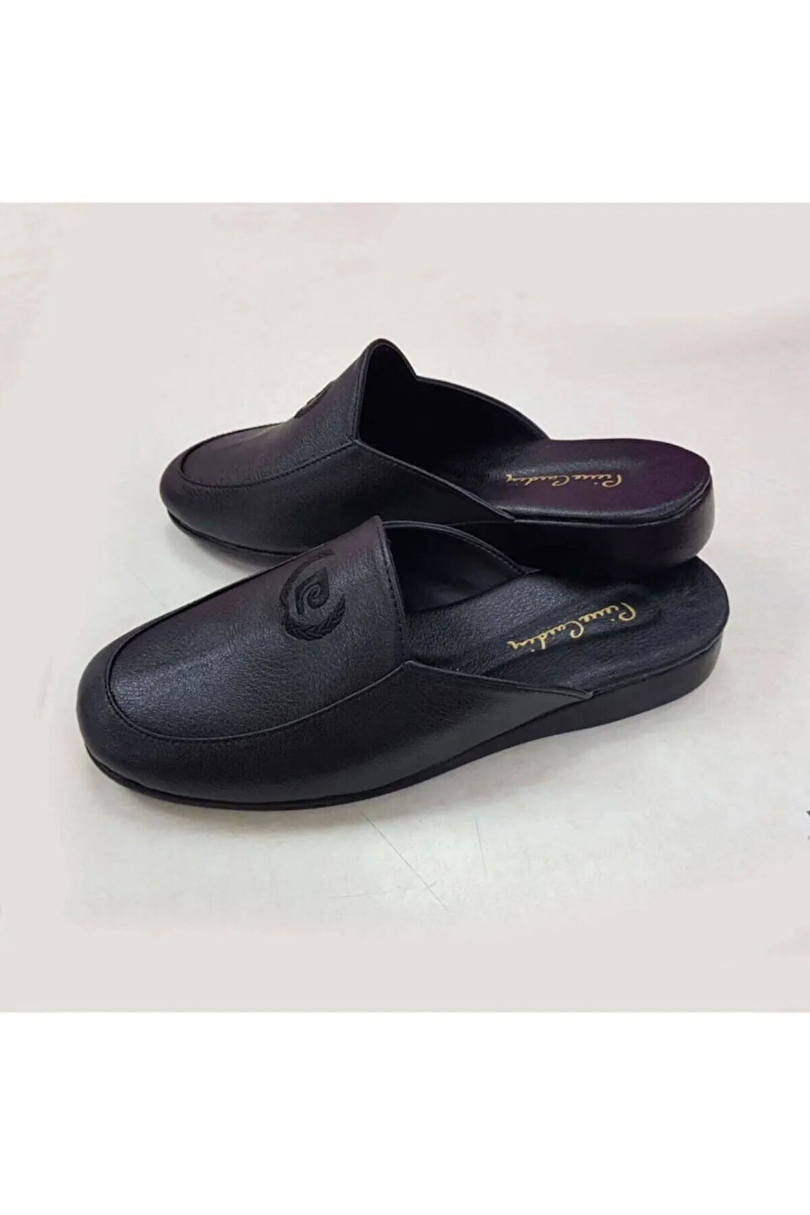 Erkek Siyah Deri Çeyizlik Terlik ROZ.2.8.9.EL.T.