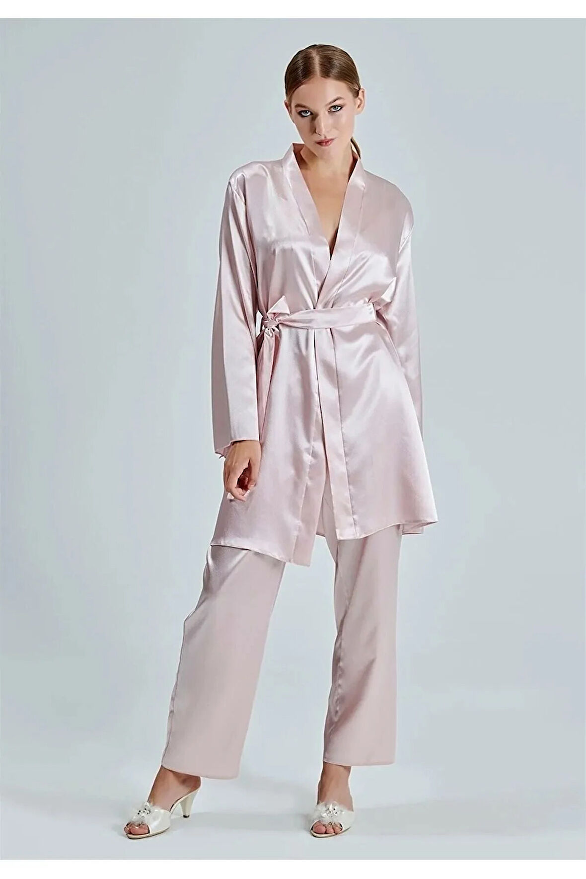 Kadın Pudra Saten Çeyiz Seti 6 Parça Dantelli Sabahlık Gecelik Pijama Şortlu Takım  R.8.O.6.Z.2.E.0T