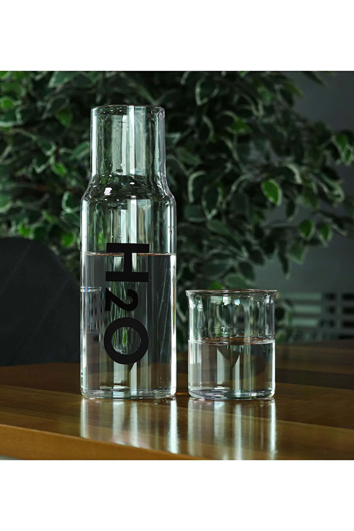 Siyah H2o Cam Başucu Sürahisi