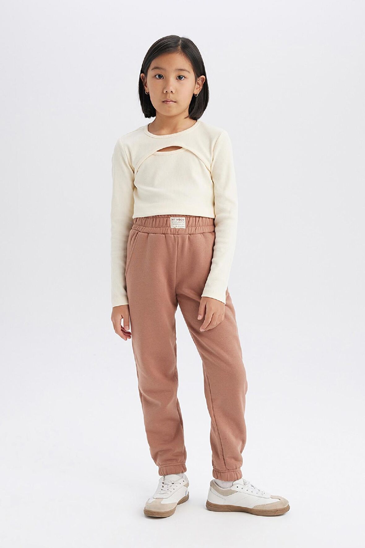DeFacto Kız Çocuk Standart Fit Beli Paçası Lastikli Basic Düz Jogger Eşofman Altı D3206A824WNBN569