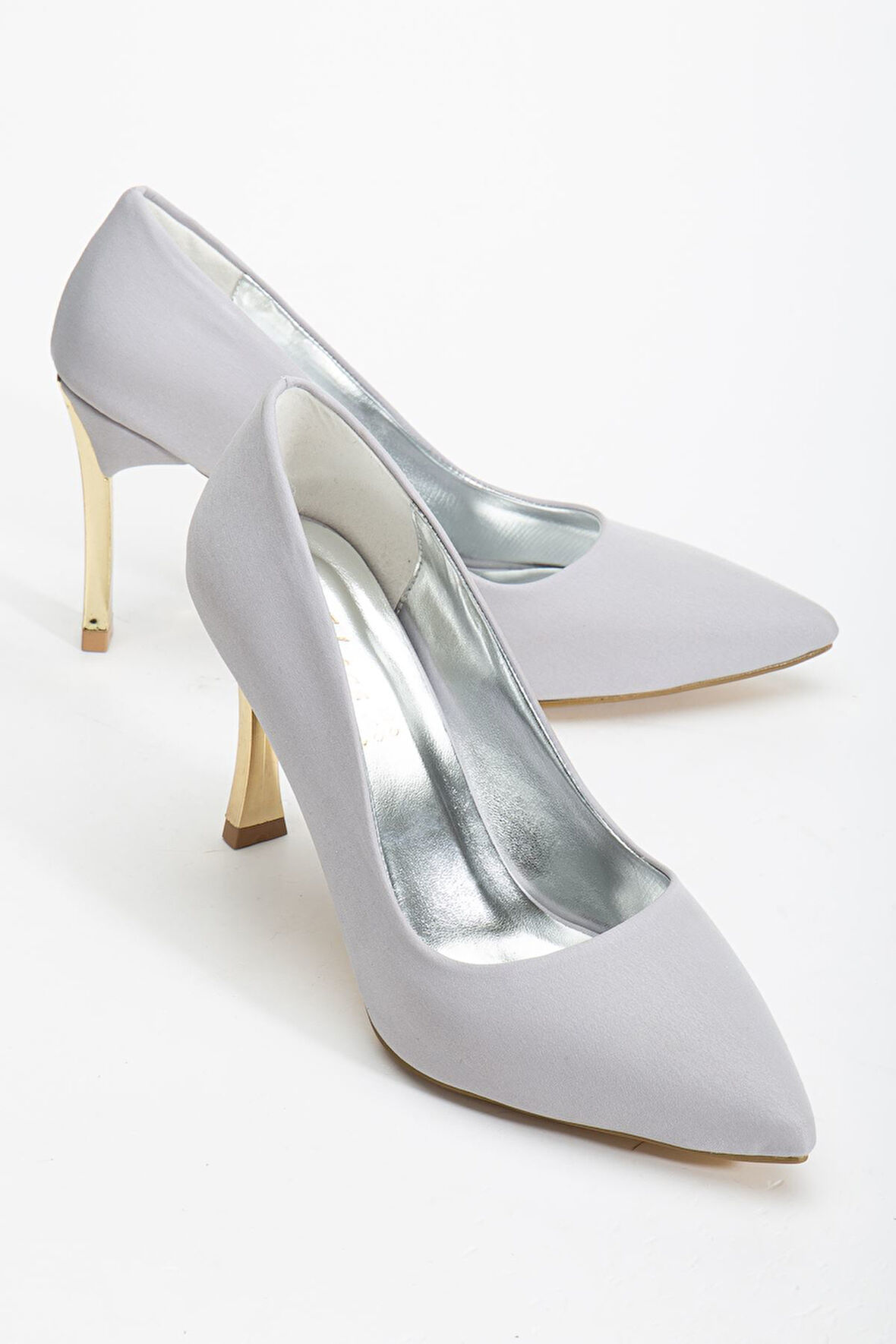Kadın Gümüş Saten Sivri Burun İnce Topuklu Stiletto