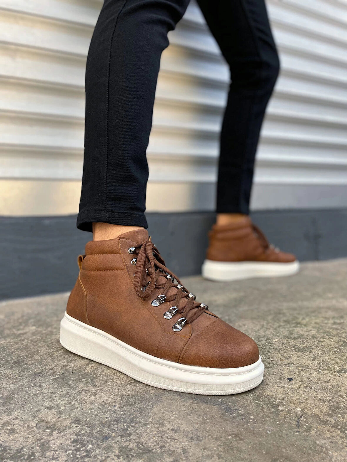 JY206 Ottawa Bağcıklı Ortopedik Taban Cilt Erkek Spor Bot CBT - Taba