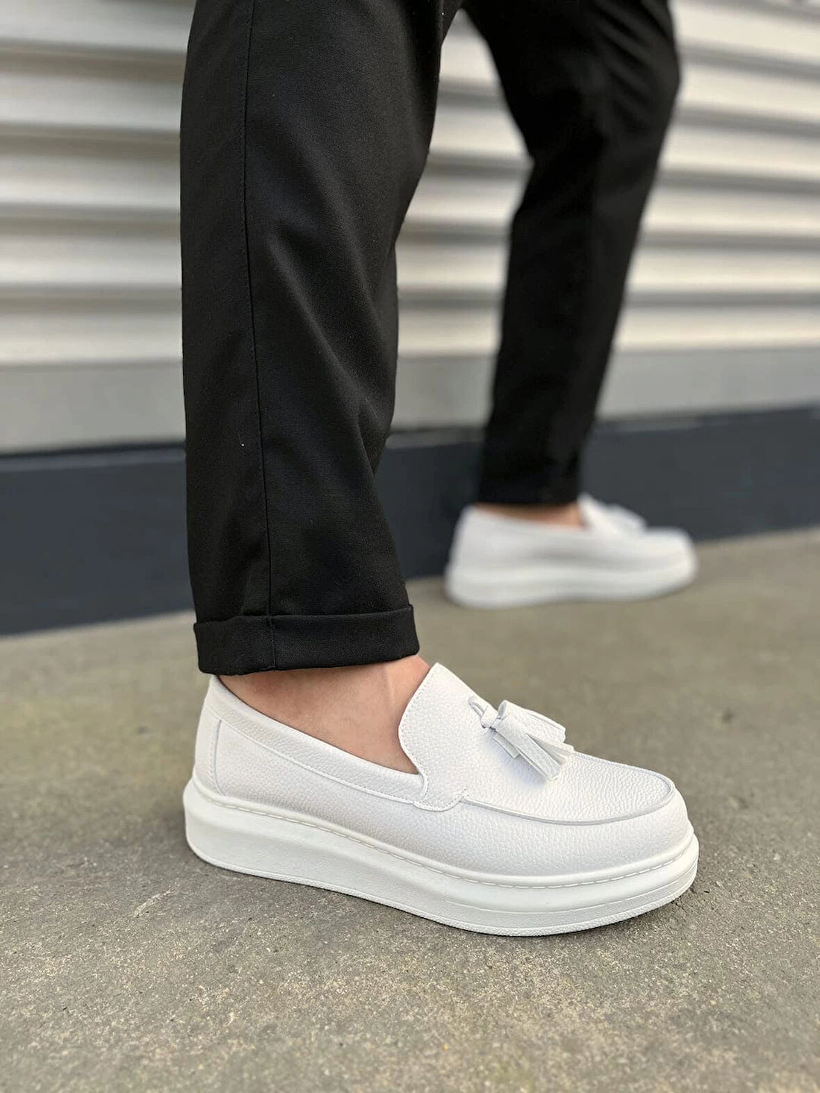 JY154 Blaze Bağcıksız Püsküllü Cilt Erkek Günlük Spor Klasik Ayakkabı CBT - Beyaz