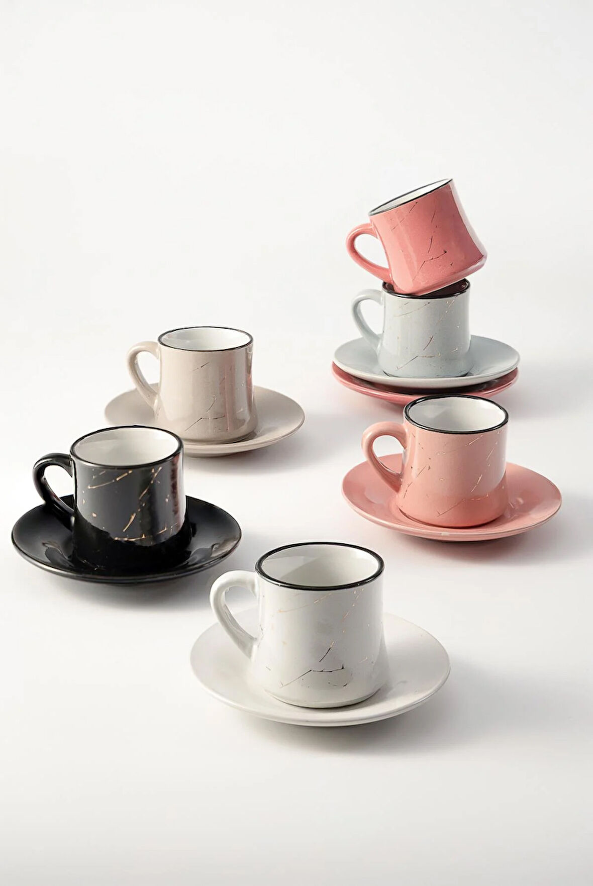 Altın Damarlı Modern Tasarım 6 Renkli Lüks Porselen Fincan Takımı