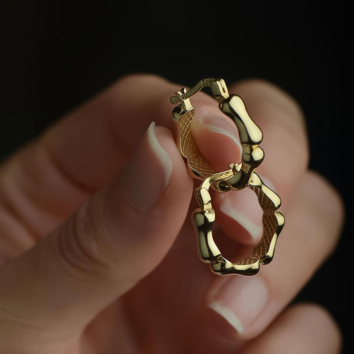 14k Altın Kemik Model Halka Küpe