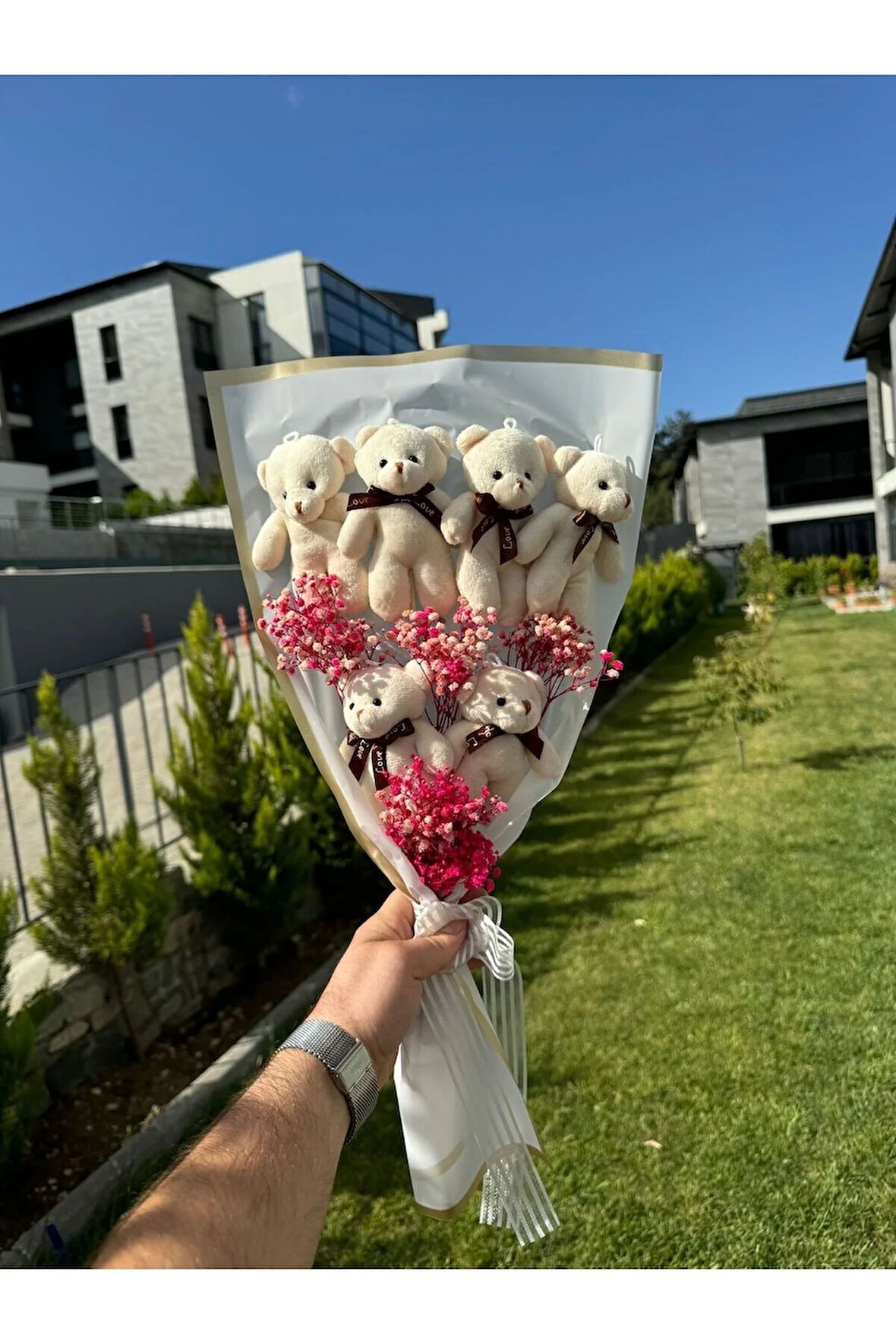 Sevdiklerinize Özel Sevimli Peluş Ayıcık Buketi