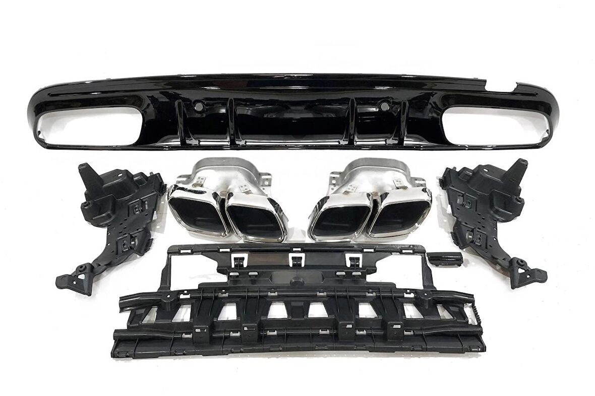 Mercedes w205 makyajlı c63 arka difüzör ve egzoz ucu krom 2019+