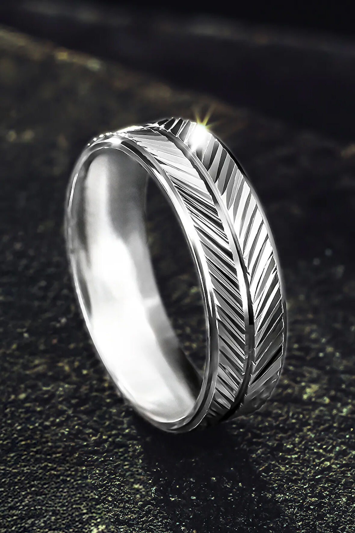 Kadın Gümüş Alyans - Çizgi Desenli 925 Ayar Kadın Yüzük