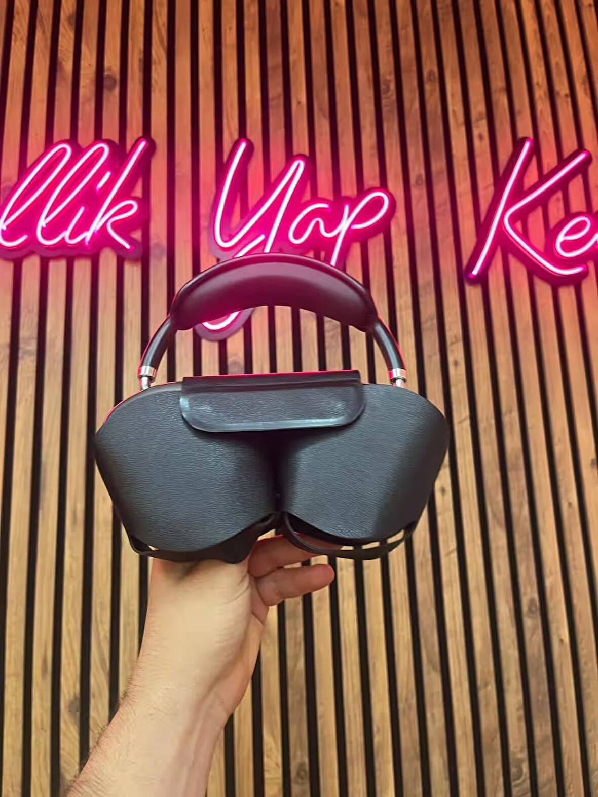 MireM P9 Pro Plus Kılıflı Premium Kulaklık