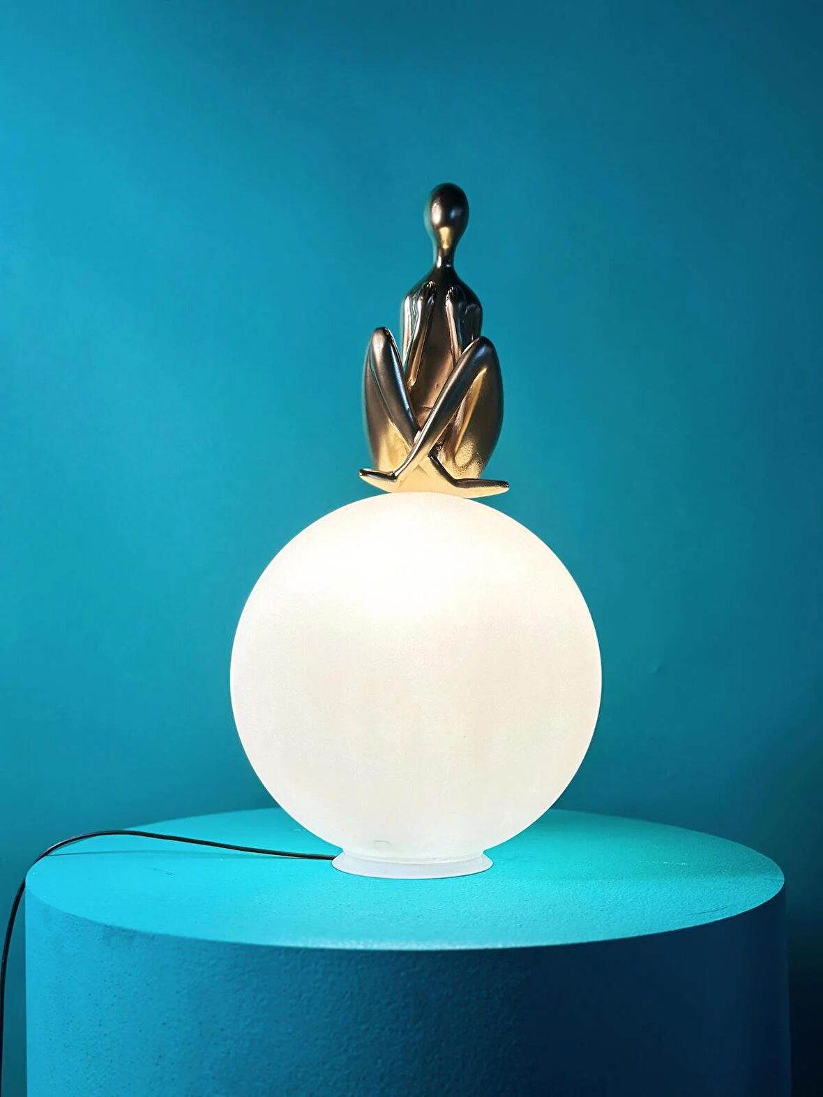Gold Handmade Thinker Aydınlatma Decoratif Abajur Işıklandırma Aksesuarı